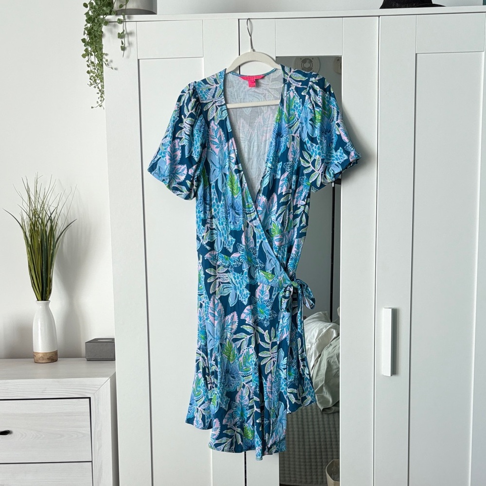 Lilly Pulitzer Blue and Green Knit Wrap  Floral Dress Size Large